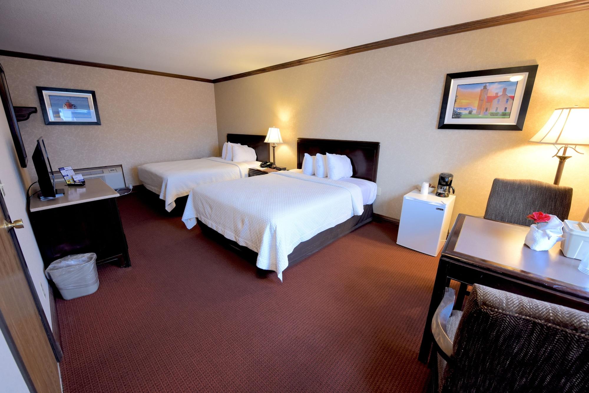 Days Inn By Wyndham Mackinaw City - Lakeview Экстерьер фото